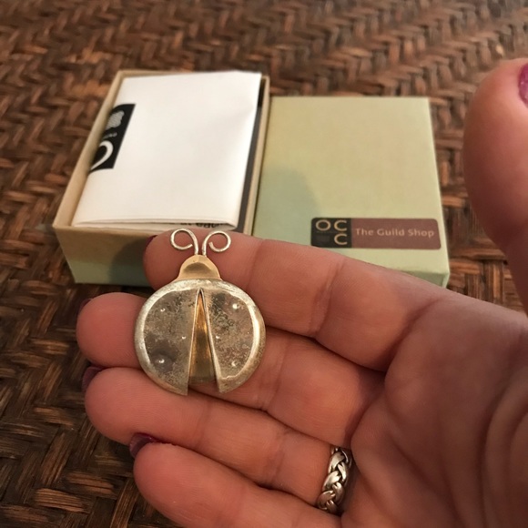 Ladybug Brooch - Picture 2 of 4